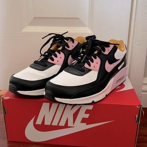 Nike Air Max 90 Leather GS Black Light Arctic Pink